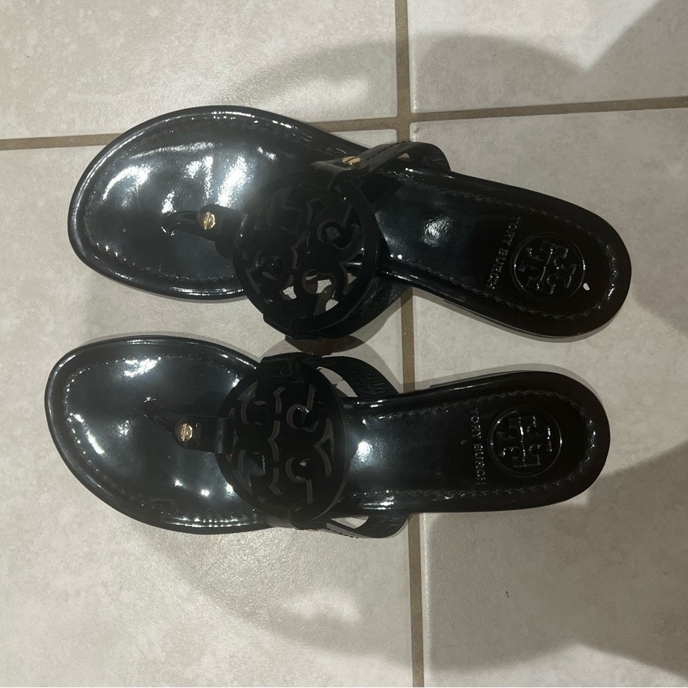 tory burch miller sandals in black size 8
